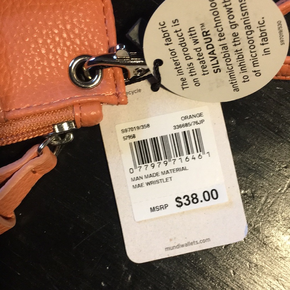 Wristlet - Picture 5 of 8